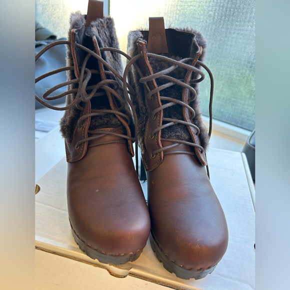 No. 6 Brown Fur lined boots. Brand new - Picture 6 of 6